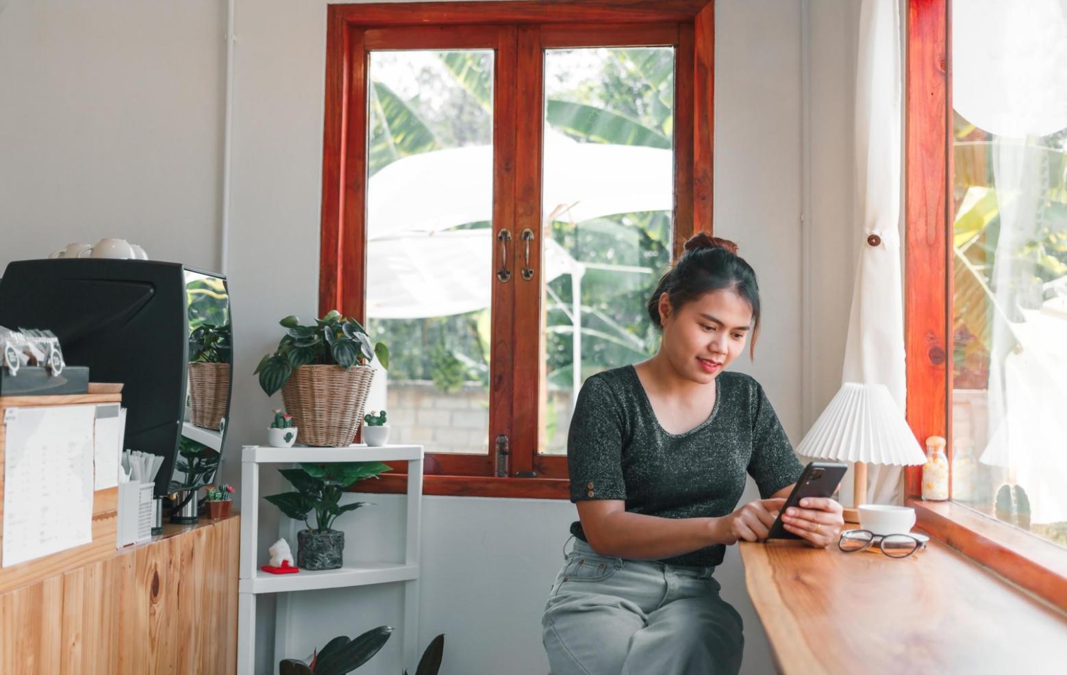 Участники обсуждают проекты во время вебинара